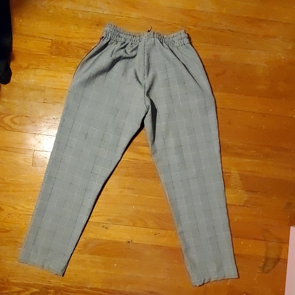 Straight Fit Checkered jogger with red trim - Picture 3 of 3